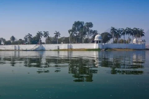 Udaipur Sightseeing Tour By Car